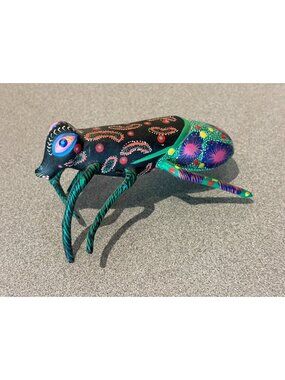 Mexican Painted FOLK ART Carving Ant Figure artist GILBERTO ORTEGA 4 1/2"